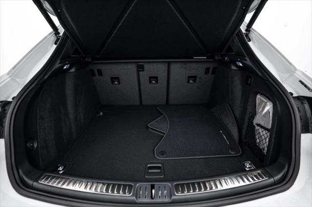 2026 Porsche Macan T