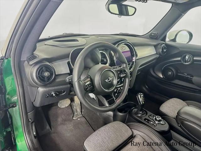 2024 MINI SE Hardtop Cooper
