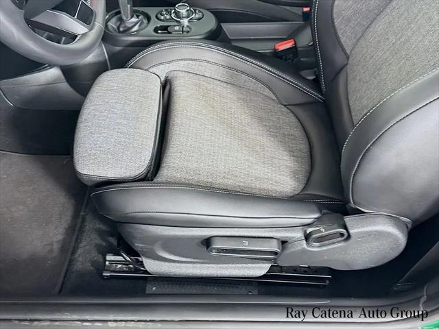 2024 MINI SE Hardtop Cooper