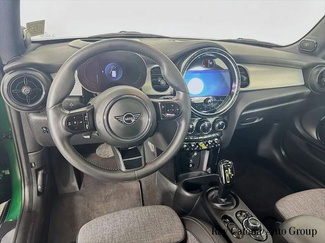 2024 MINI SE Hardtop Cooper