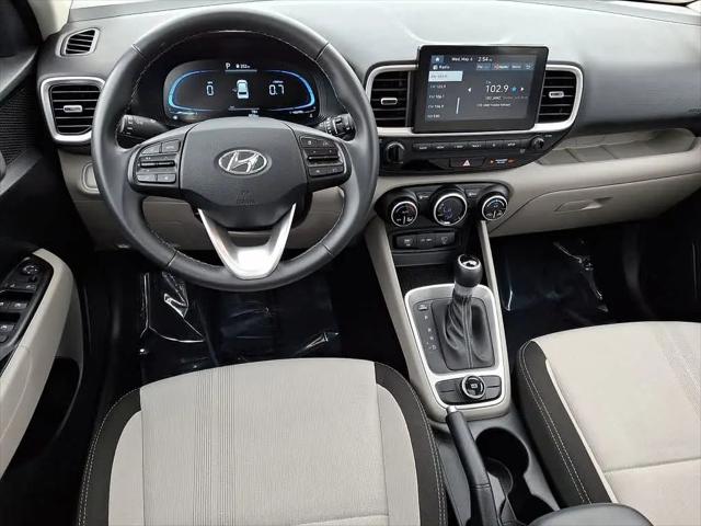 2025 Hyundai Venue SEL