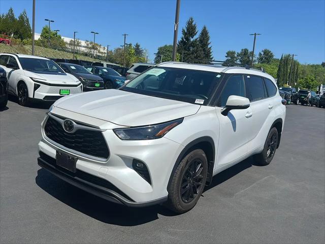 2023 Toyota Highlander XLE for sale in Gladstone, OR