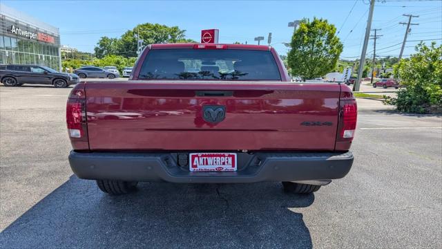 2024 Ram 1500 Classic Warlock Crew Cab 4x4 5'7" Box