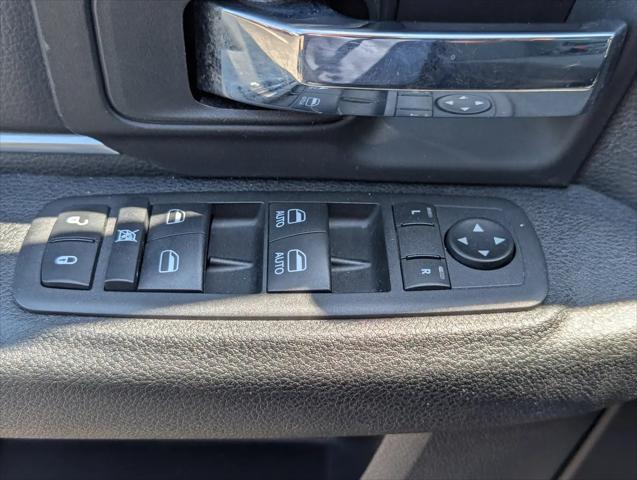 2024 Ram 1500 Classic Warlock Crew Cab 4x4 5'7" Box