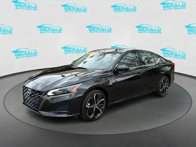 2023 Nissan Altima SR Intelligent AWD for sale in Joliet, IL