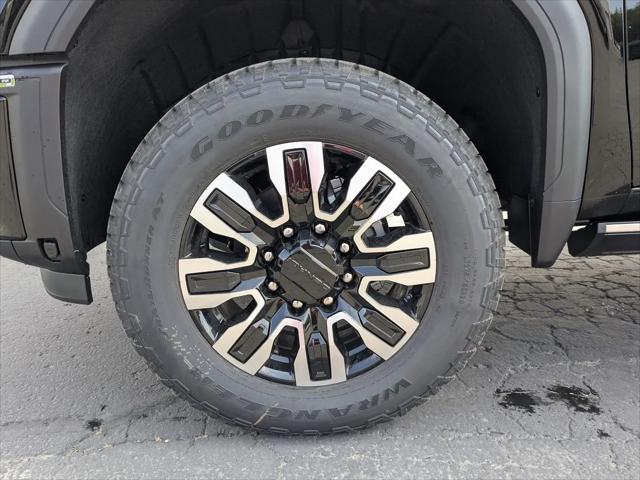 2026 GMC Sierra 2500HD Crew Cab, Standard Bed, Denali Ultimate, 4WD