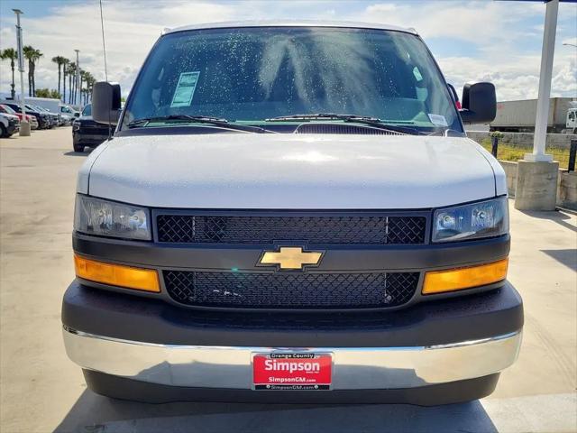 2026 Chevrolet Express Cargo Van 2500 Regular Wheelbase, WT, RWD