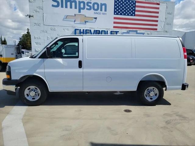 2026 Chevrolet Express Cargo Van 2500 Regular Wheelbase, WT, RWD