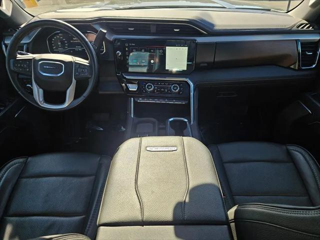 2025 GMC Sierra 3500HD Crew Cab, Standard Bed, Denali, 4WD