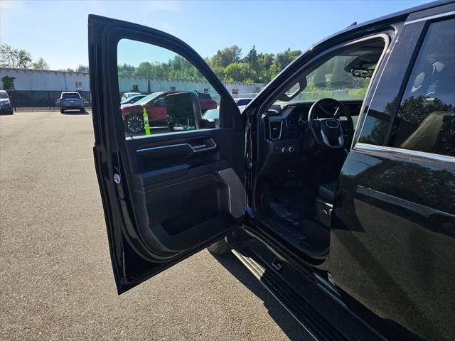 2025 GMC Sierra 3500HD Crew Cab, Standard Bed, Denali, 4WD