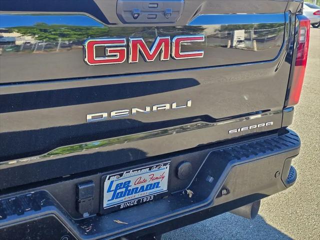 2025 GMC Sierra 3500HD Crew Cab, Standard Bed, Denali, 4WD