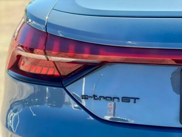 2023 Audi e-tron GT Prestige quattro