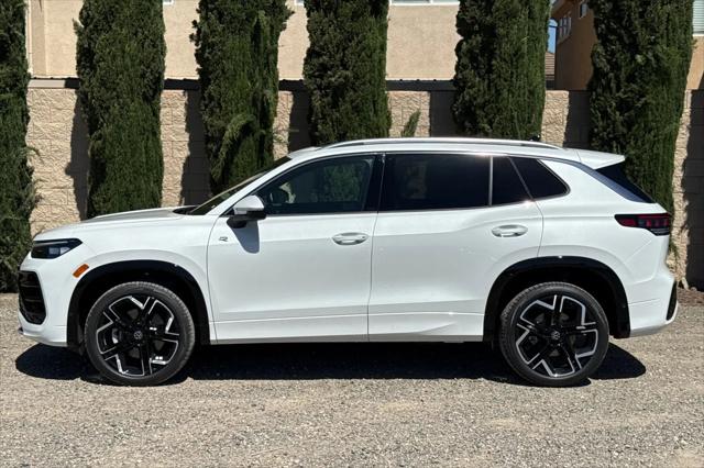 2026 Volkswagen Tiguan SEL R-Line Turbo