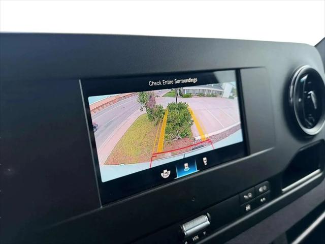 2023 Mercedes-Benz Sprinter 2500 High Roof 4-Cyl Diesel HO
