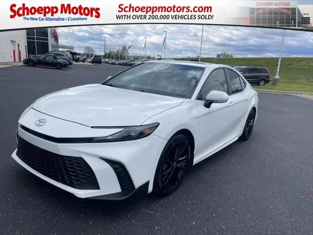 2025 Toyota Camry SE for sale in Middleton, WI