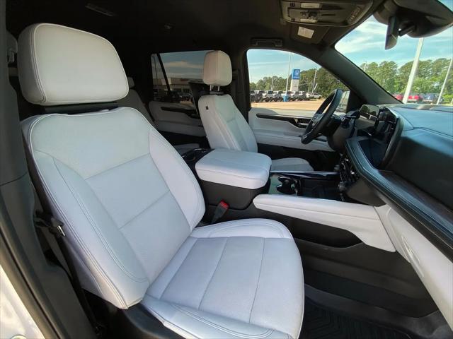 2025 Chevrolet Tahoe 4WD Premier