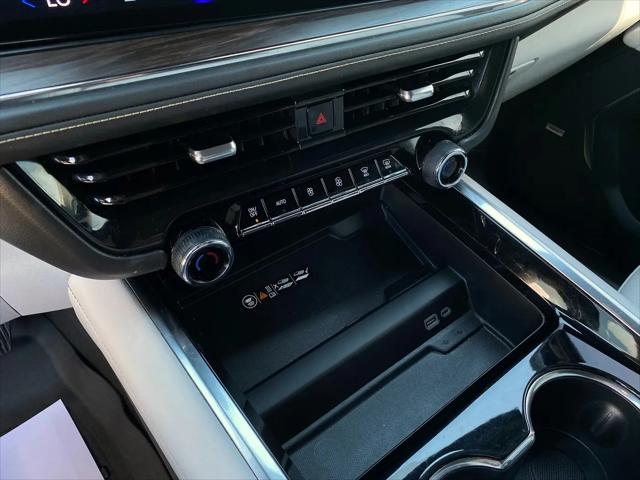 2025 Chevrolet Tahoe 4WD Premier