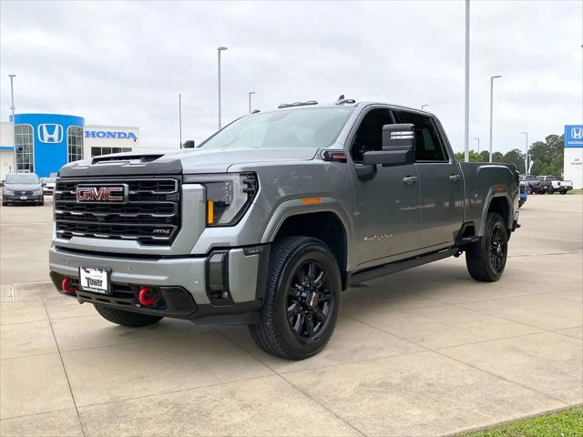 2024 GMC Sierra 2500HD 4WD Crew Cab Standard Bed AT4