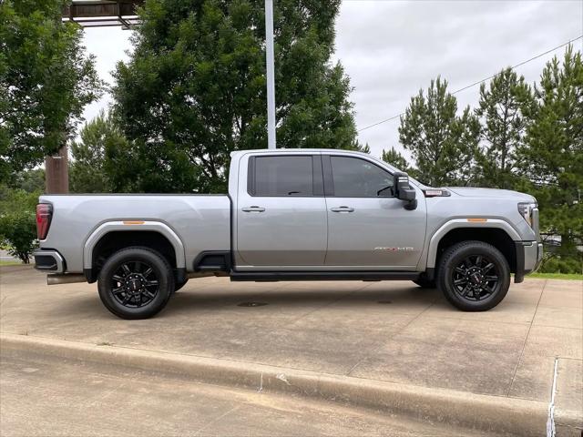2024 GMC Sierra 2500HD 4WD Crew Cab Standard Bed AT4
