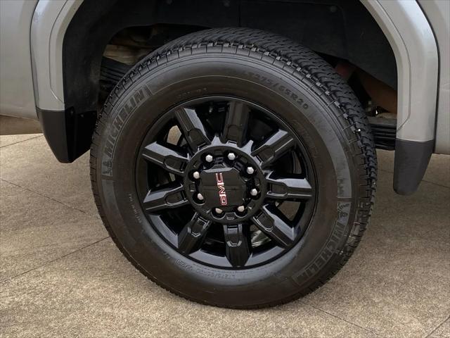 2024 GMC Sierra 2500HD 4WD Crew Cab Standard Bed AT4
