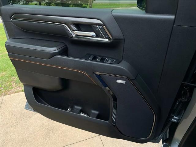 2024 GMC Sierra 2500HD 4WD Crew Cab Standard Bed AT4
