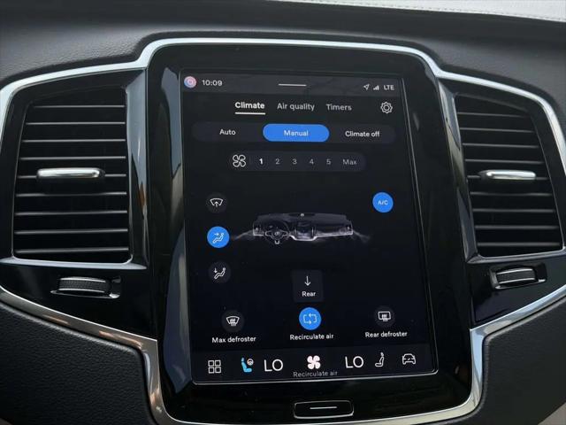2023 Volvo XC90 B6 Ultimate 7-Seater