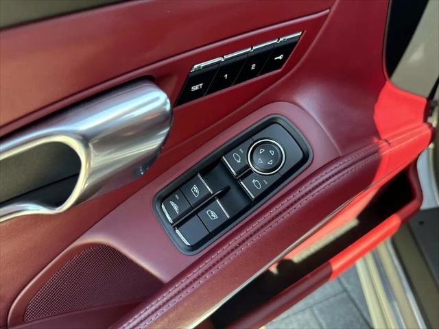 2017 Porsche 911 Carrera 4S