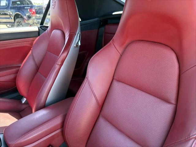 2017 Porsche 911 Carrera 4S