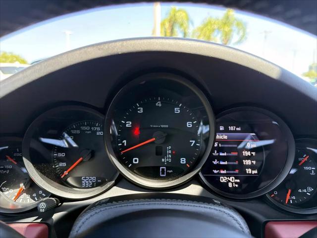 2017 Porsche 911 Carrera 4S
