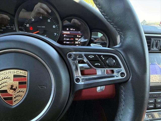 2017 Porsche 911 Carrera 4S