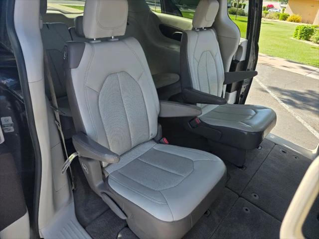 2021 Chrysler Voyager LXI