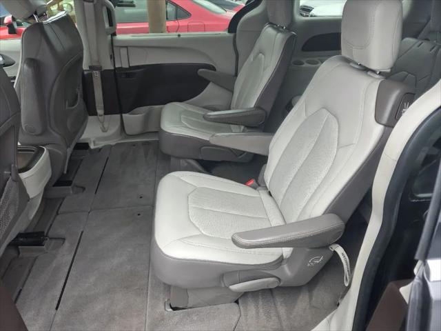 2021 Chrysler Voyager LXI