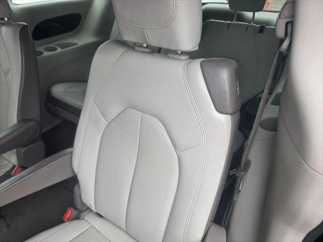 2021 Chrysler Voyager LXI