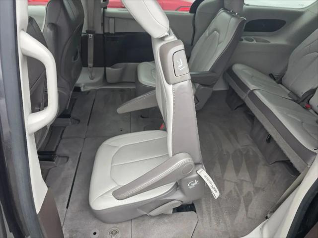 2021 Chrysler Voyager LXI