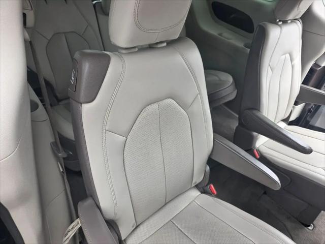 2021 Chrysler Voyager LXI