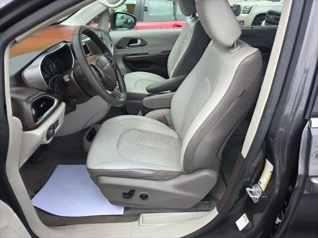 2021 Chrysler Voyager LXI