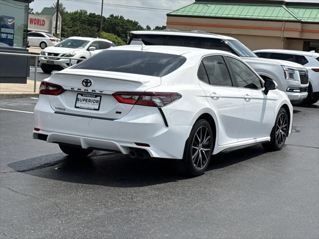 2022 Toyota Camry SE