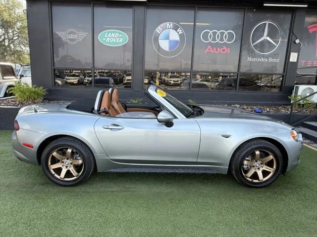 2017 Fiat 124 Spider Lusso