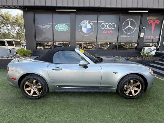 2017 Fiat 124 Spider Lusso