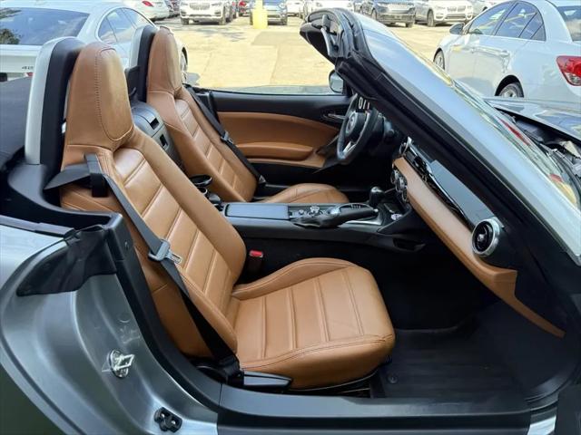 2017 Fiat 124 Spider Lusso