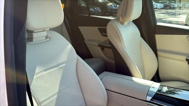 2025 Mercedes-Benz GLC 4MATIC SUV