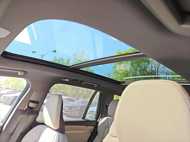 2026 Volvo XC90 Plug-In Hybrid Plus, T8 AWD, Electric/Gasoline, Bright, 7 Seats