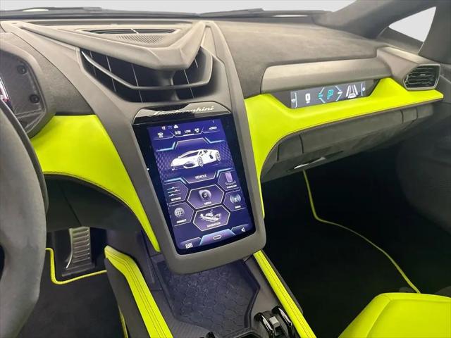 2026 Lamborghini Revuelto Revuelto