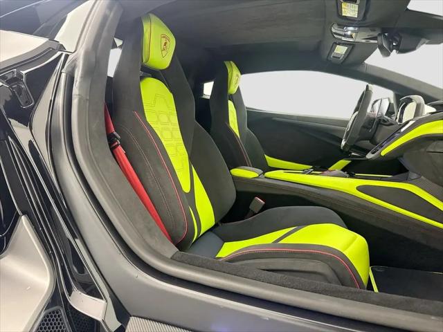 2026 Lamborghini Revuelto Revuelto