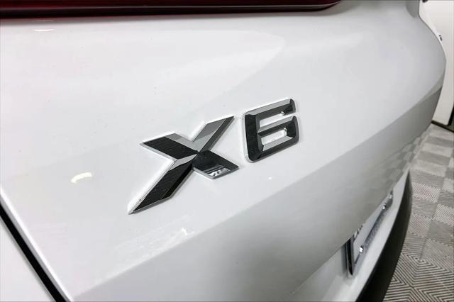 2026 BMW X6 xDrive40i