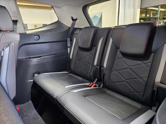 2026 Volkswagen Atlas Peak Edition