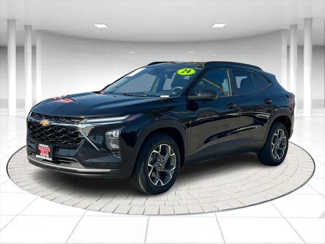 2024 Chevrolet Trax FWD LT for sale in Mission Hills, CA