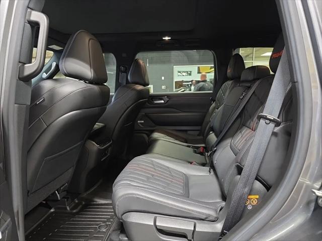 2025 Nissan Armada PRO-4X 4WD