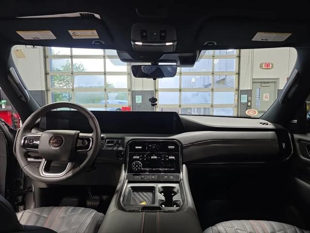 2025 Nissan Armada PRO-4X 4WD