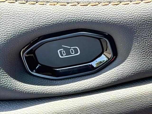 2026 Jeep Grand Cherokee L Altitude 4x2